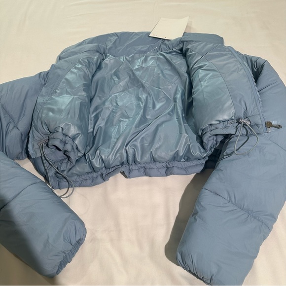 *New*Light blue Cropped Puffer Jacket size small - Picture 10 of 12